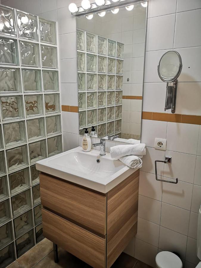 señores curas Conil De La Frontera Exterior foto